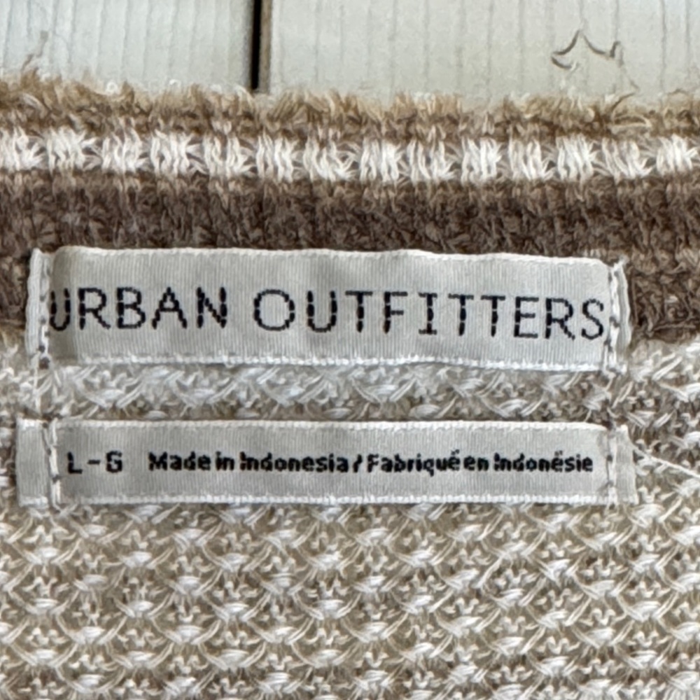 Urban Outfitters Brown and Tan oversized Striped Cardigan - Picture 2 of 7